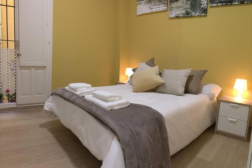 Cozy And Well Located Apartment In The Center Of إشبيلية المظهر الخارجي الصورة