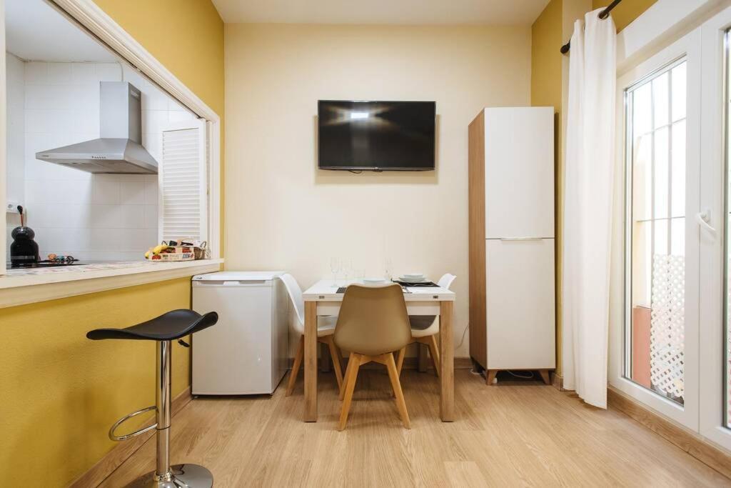 Cozy And Well Located Apartment In The Center Of إشبيلية المظهر الخارجي الصورة