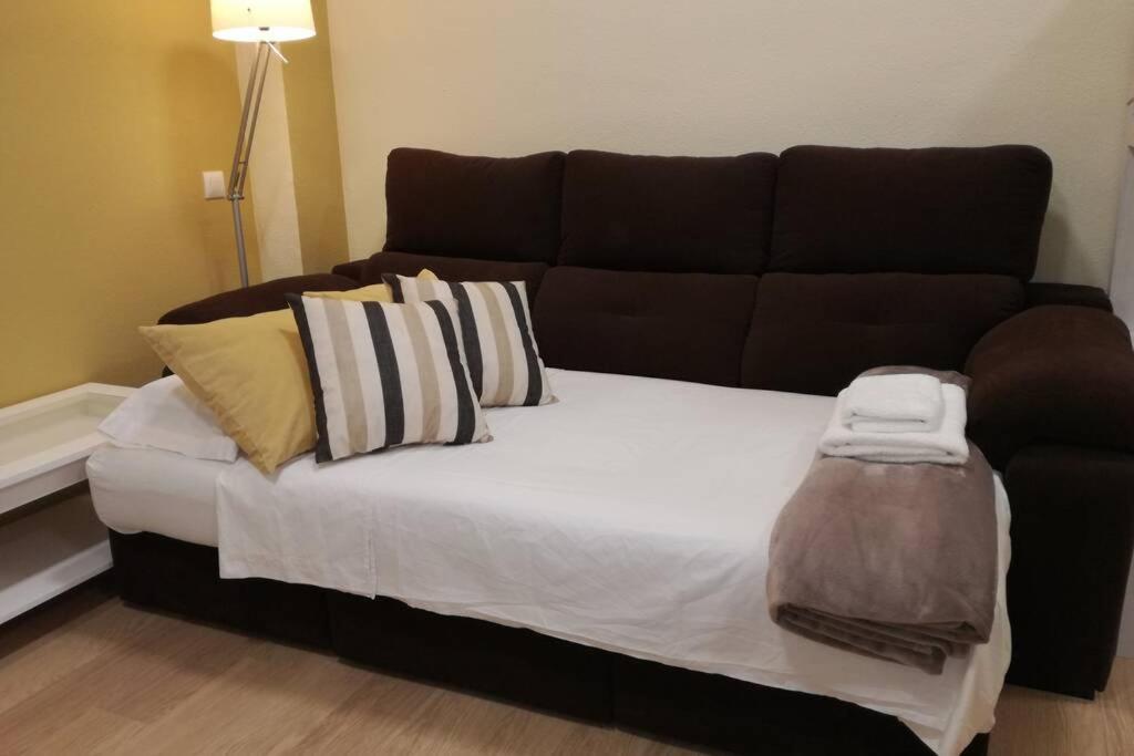 Cozy And Well Located Apartment In The Center Of إشبيلية المظهر الخارجي الصورة